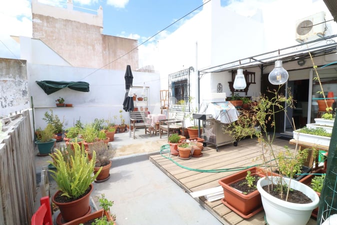 Villa in Canhestros - view 1