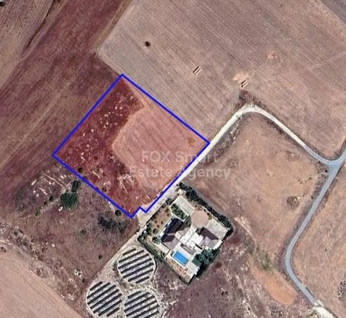 Land in Anarita - view 1