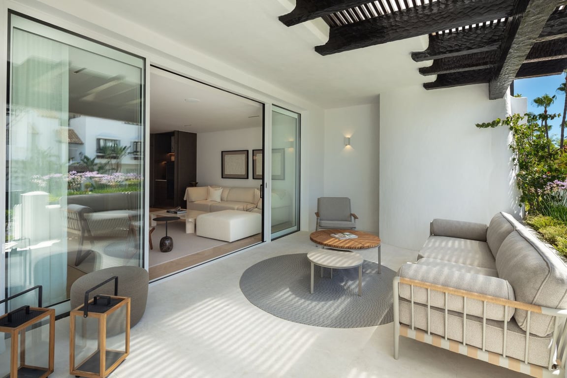 Apartment in Marbella - Image 2