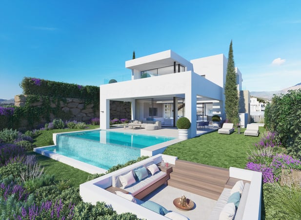 House in Estepona - view 1