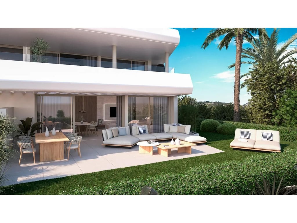 Apartment in Estepona - Image 2