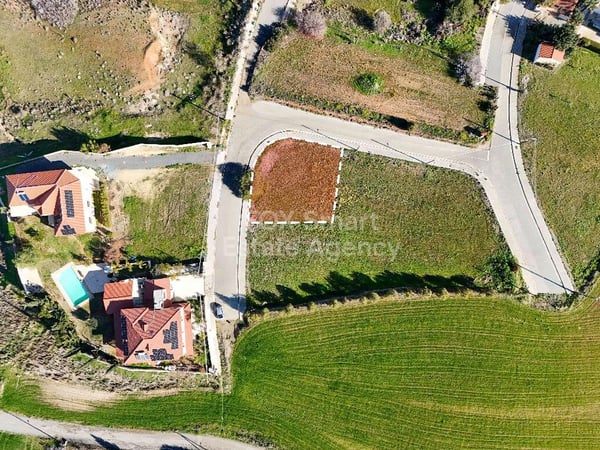 Land in Pano Deftera - view 1