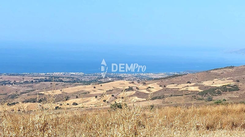Land in Drouseia - view 1