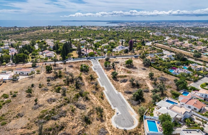 Land in Carvoeiro - view 1