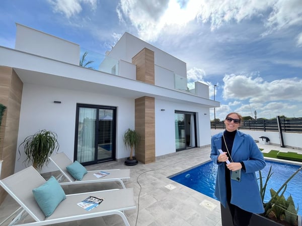 Villa in Torre-Pacheco - view 1