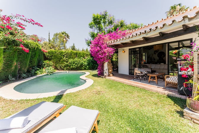 Villa in Atalaya Isdabe - view 1