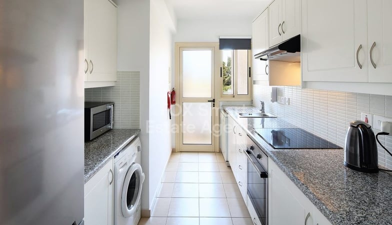 Apartment in Pafos - view 1