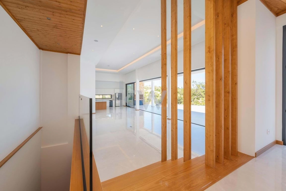 Villa in Loule - Image 2