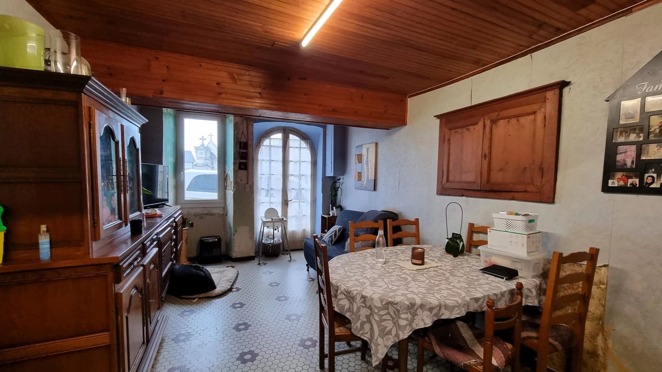 House in Castillon-la-Bataille - Image 3