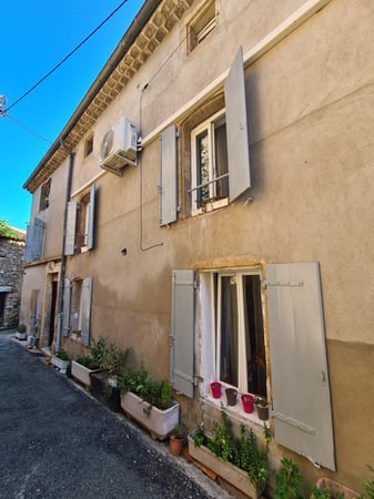 House in Saint-Chinian - view 1