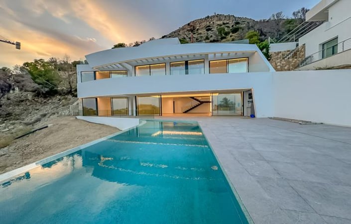 Villa in Altea - view 1