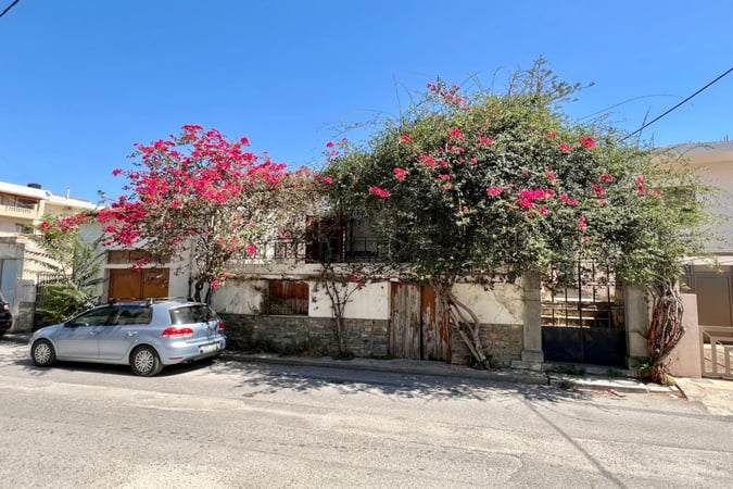 House in Neapoli - view 1