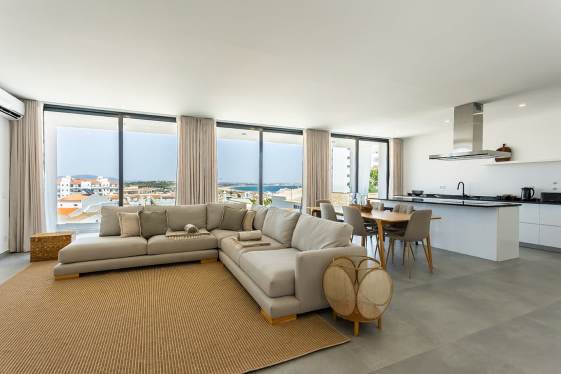 House in Portelas - Image 3