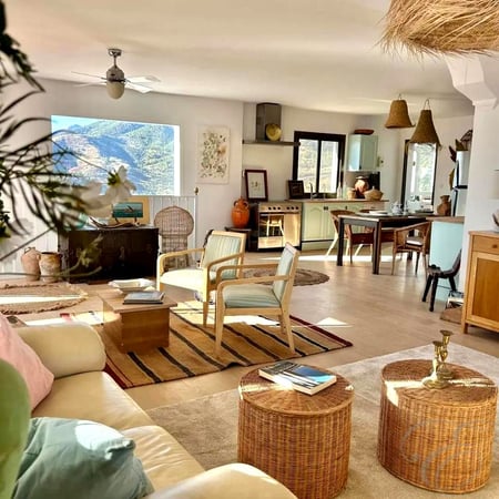 Villa in Canillas de Aceituno - view 1