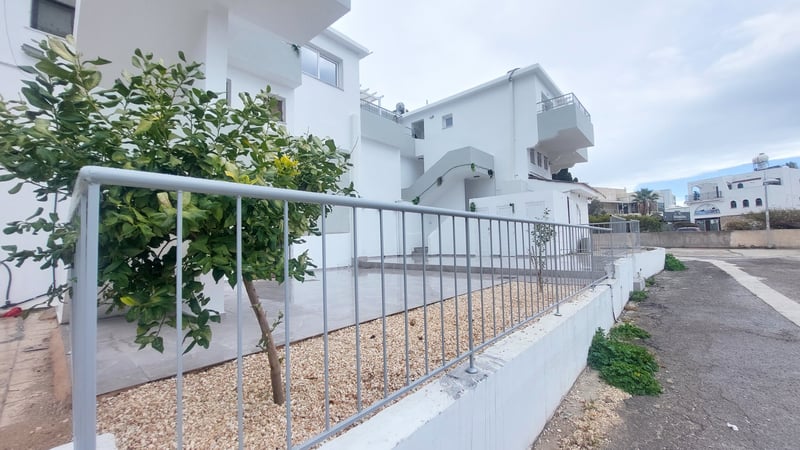 Apartment in Kato Paphos - view 1