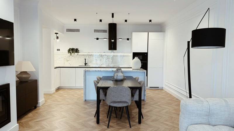 House in Estepona - view 1