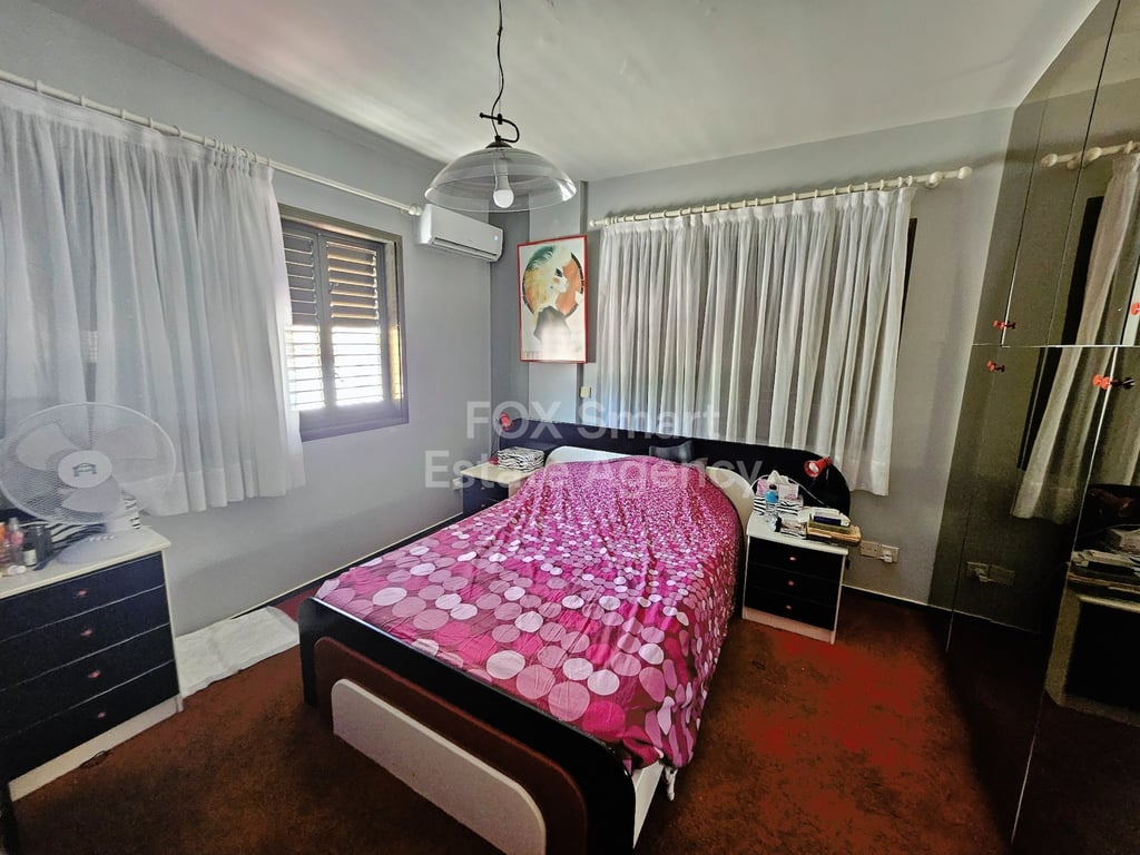 House in Agios Nektarios - Image 2