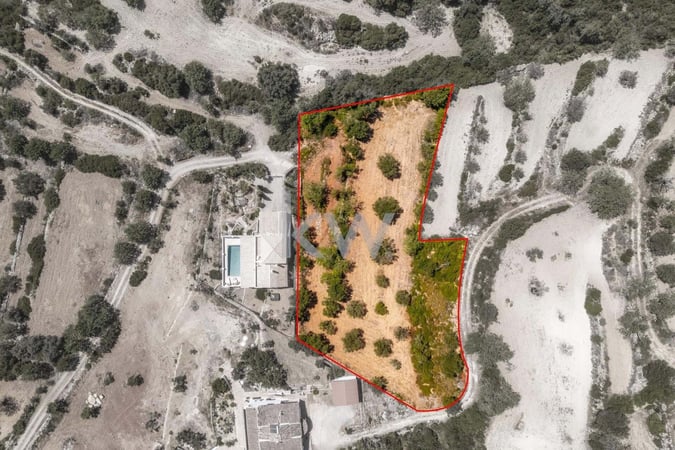 Land in Faro - view 1