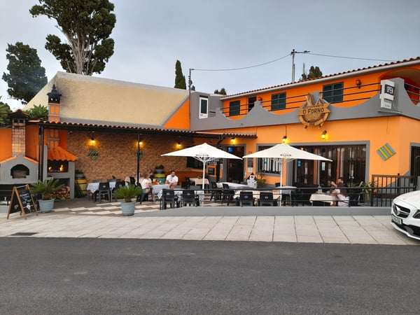 Villa in Calheta - view 1