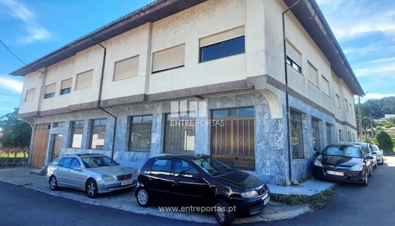 House in Viana do Castelo - view 1