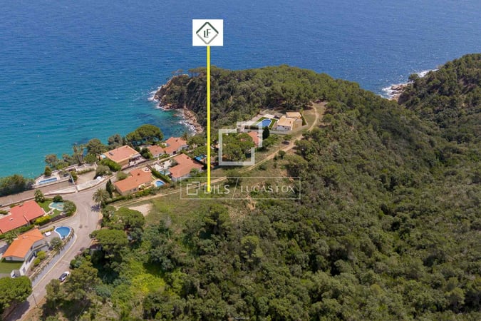 Land in Girona - view 1