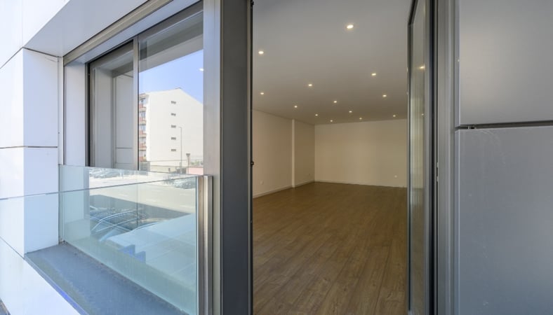 House in Lordelo do Ouro - view 1