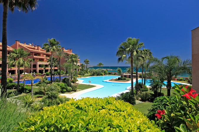 Apartment in Puerto Banus - view 1