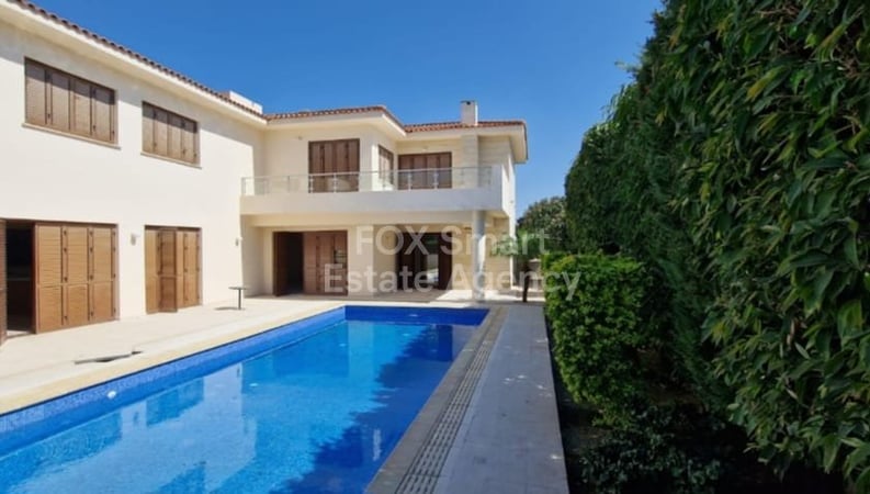 House in Strovolos - view 1