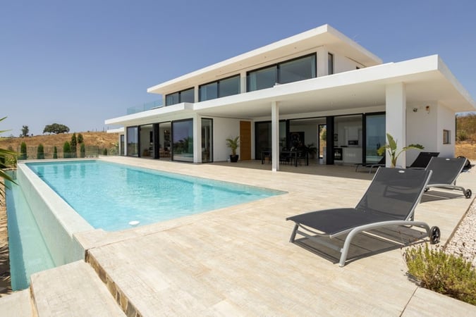 House in Vila Real de Santo Antonio - view 1