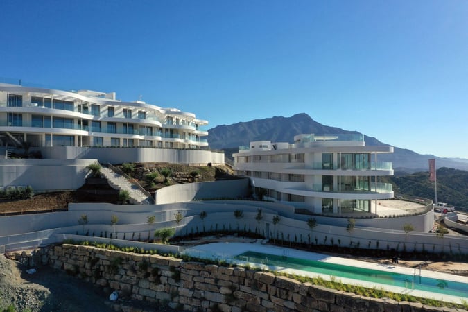 House in Benahavis - view 1