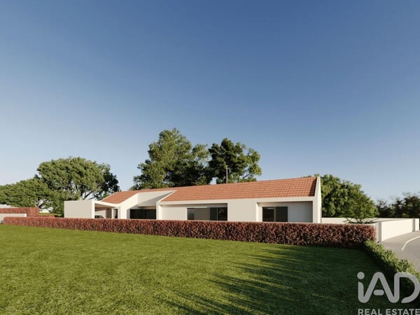 House in Oia - view 1