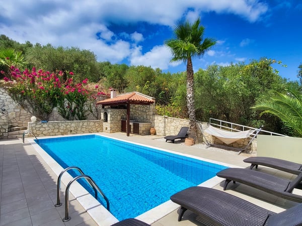 Villa in Chania - view 1