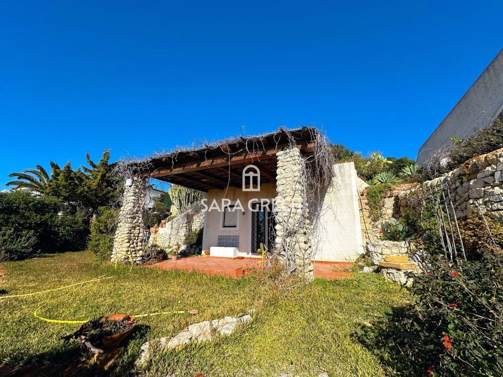 Villa in Qala - Image 3