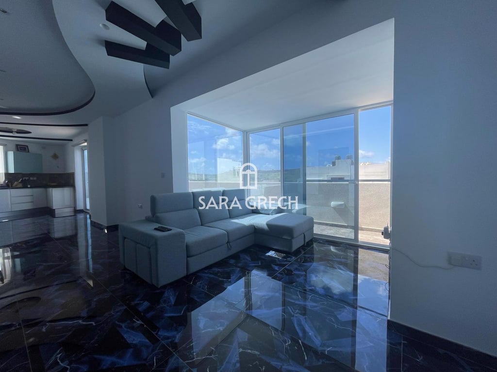 Penthouse in Saint Paul's Bay - Image 3
