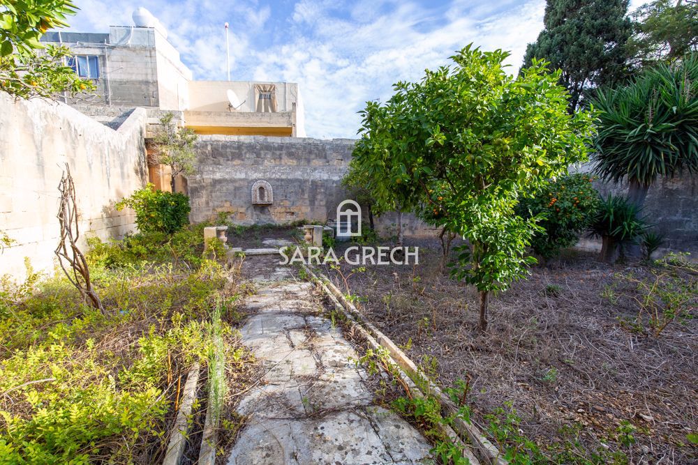 House in Iz-Zejtun - Image 2