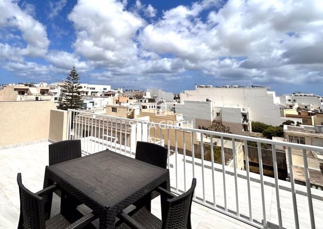 Penthouse in Attard - view 1