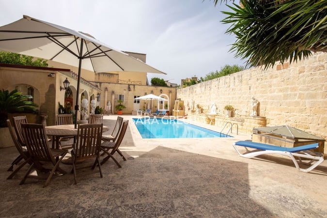 House in Balzan - view 1