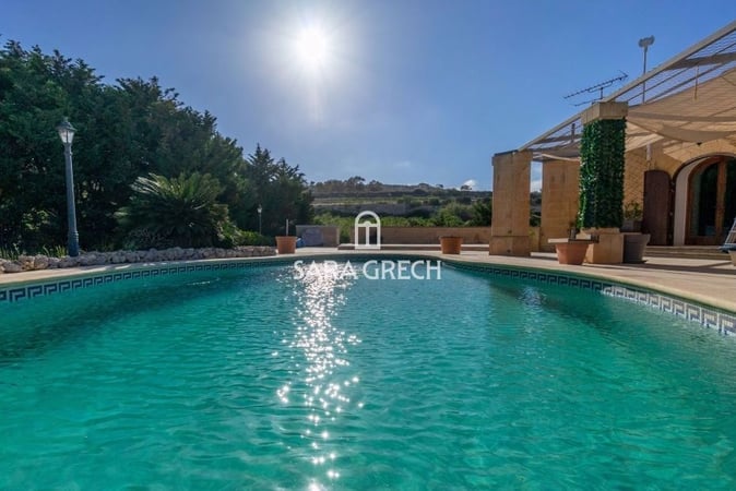 House in Is-Siggiewi - view 1