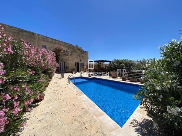 House in Saint Lucia - view 1