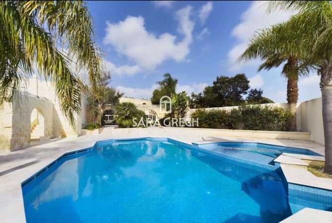 House in Lija - view 1