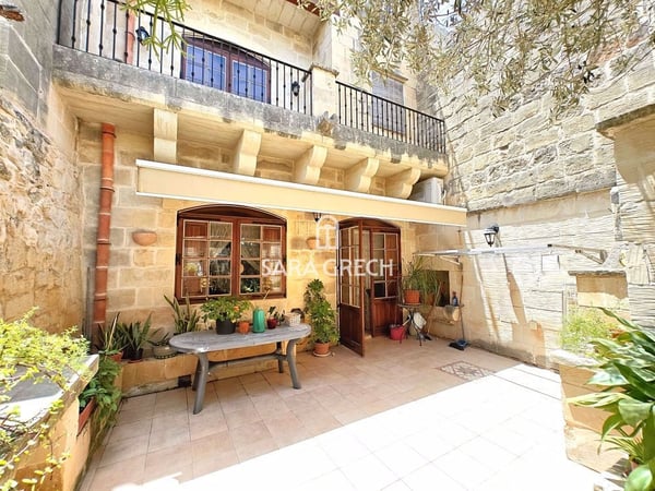 House in Mosta - view 1