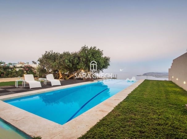 House in Qala - view 1