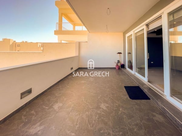 Apartment in Ghajnsielem - view 1