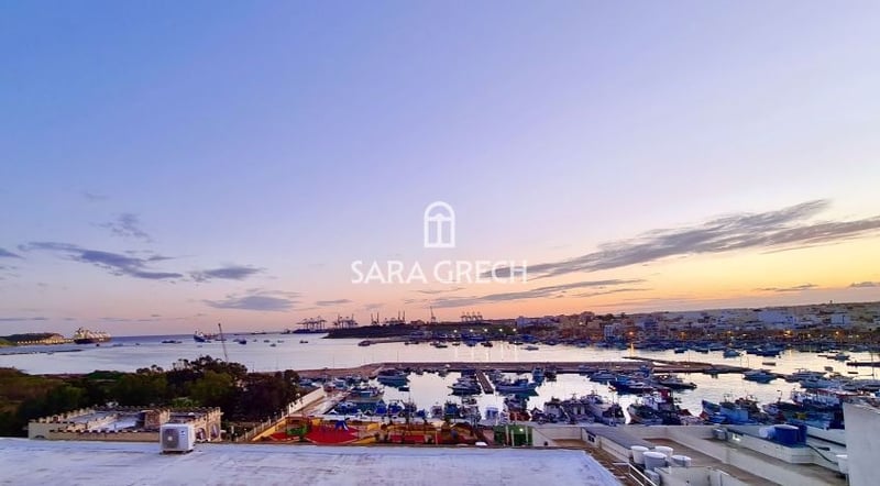 Penthouse in Marsaxlokk - view 1