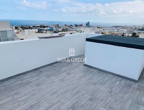 Penthouse in Is-Swieqi - view 1