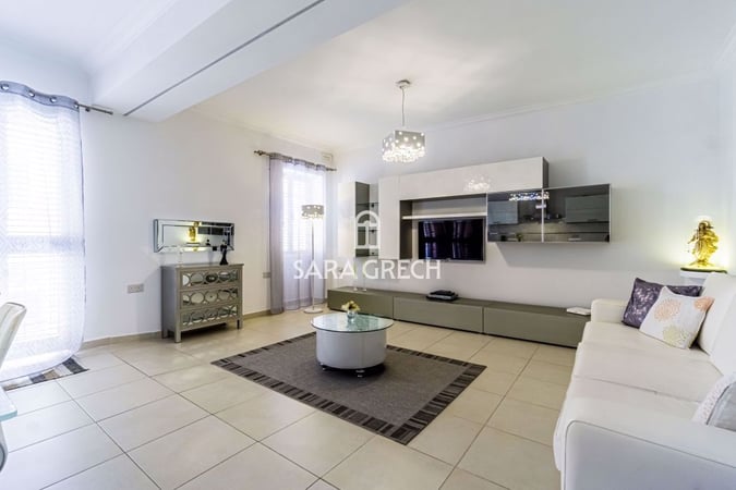 Apartment in Valletta - view 1