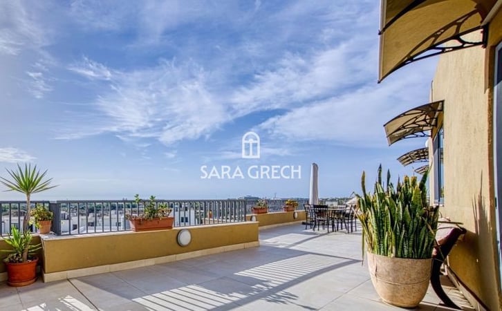 Penthouse in Luqa - view 1