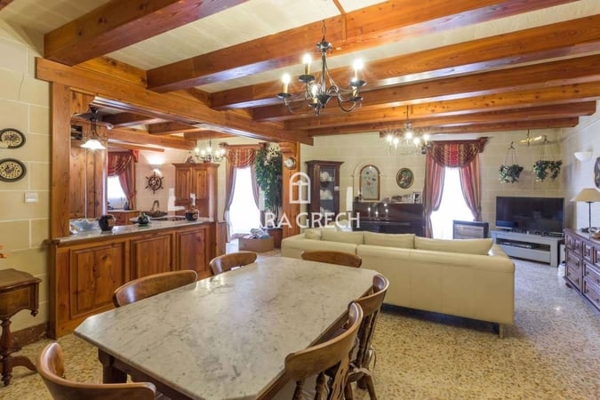 Penthouse in Valletta - view 1