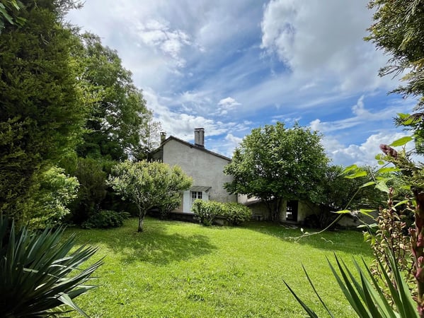 House in Riberac - view 1