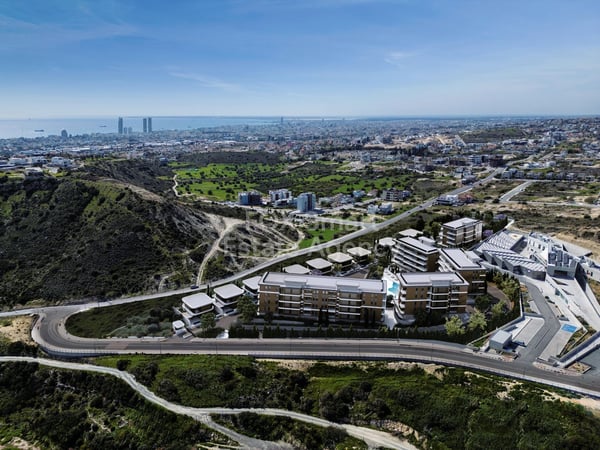 Apartment in Germasogeia - view 1